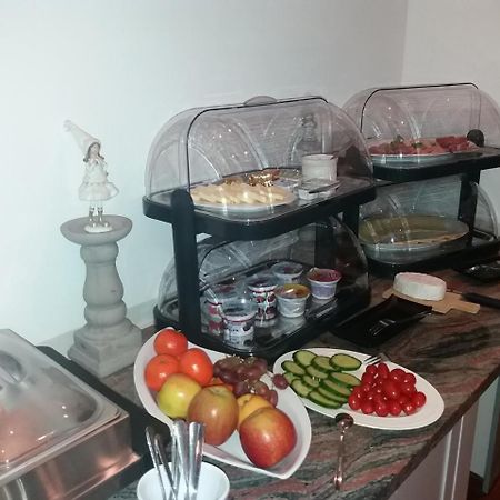 Hotel Birkensee Laatzen ภายนอก รูปภาพ