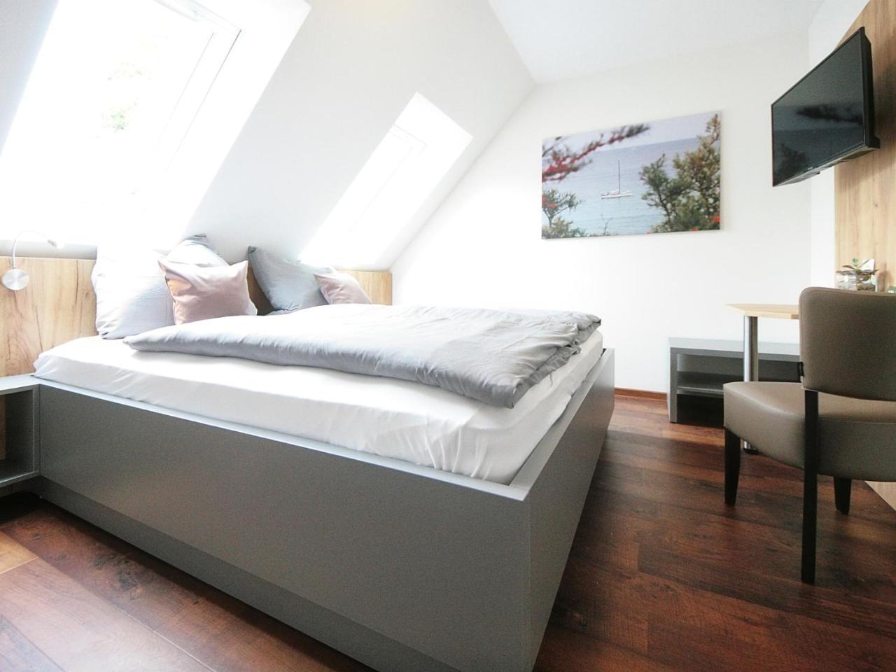 Hotel Birkensee Laatzen ภายนอก รูปภาพ